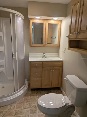 2ND BATHROOM