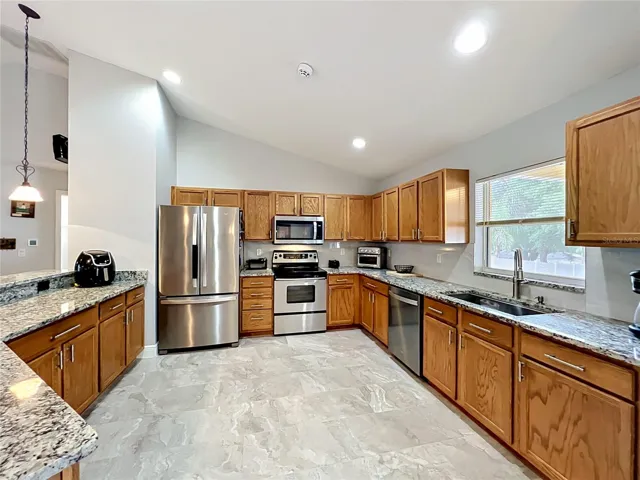 Spacious kitchen with Stainless Steel Appliances