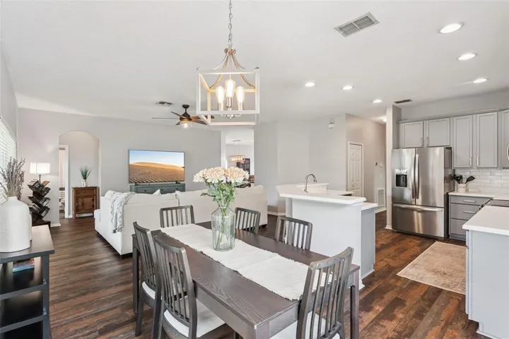 Eat In Kitchen Area
