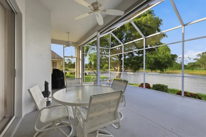 Spacious Lanai