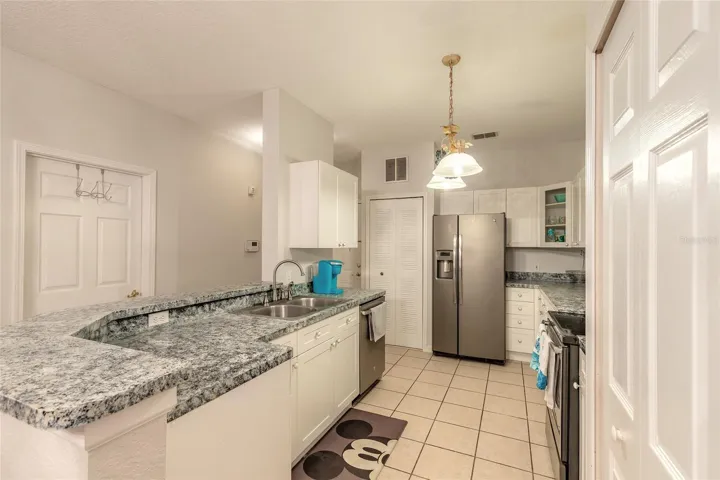 Good size upgraded kitchen