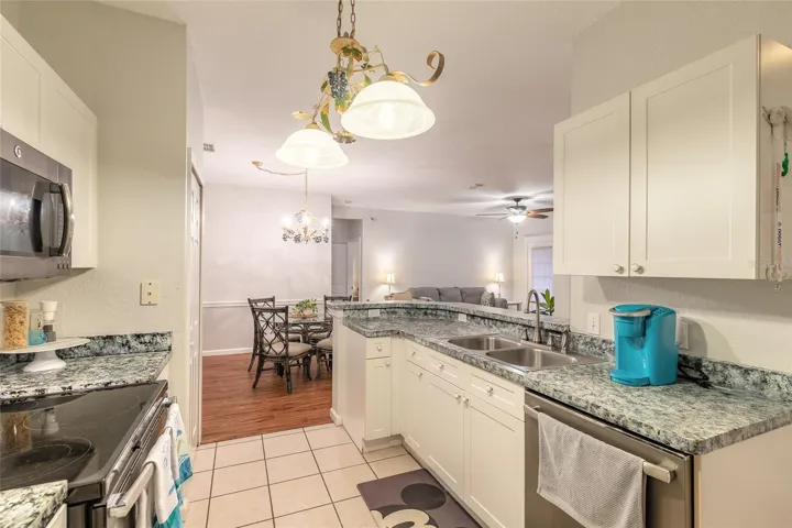 Good size upgraded kitchen