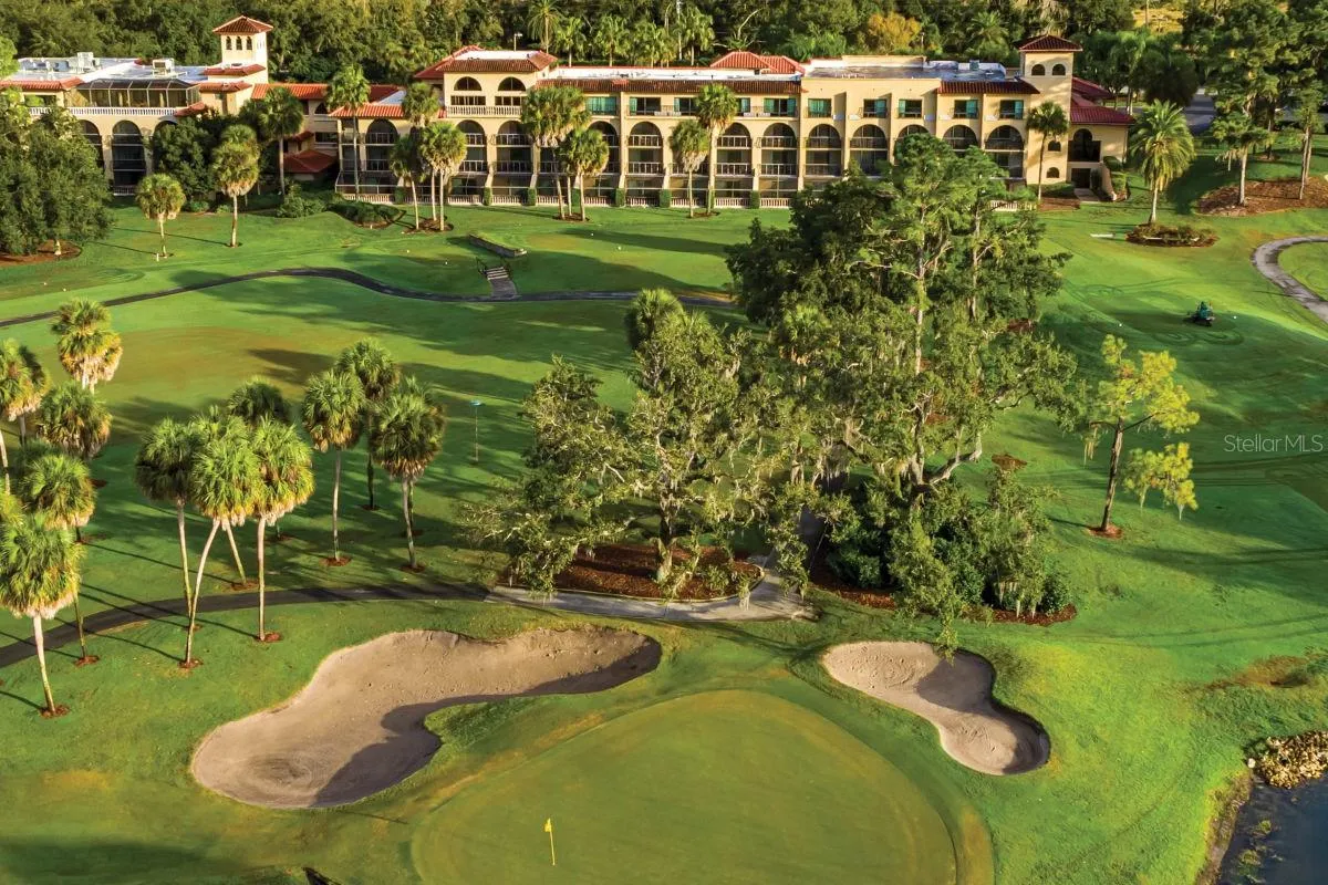 El Campeon & Mission Resort Hotel