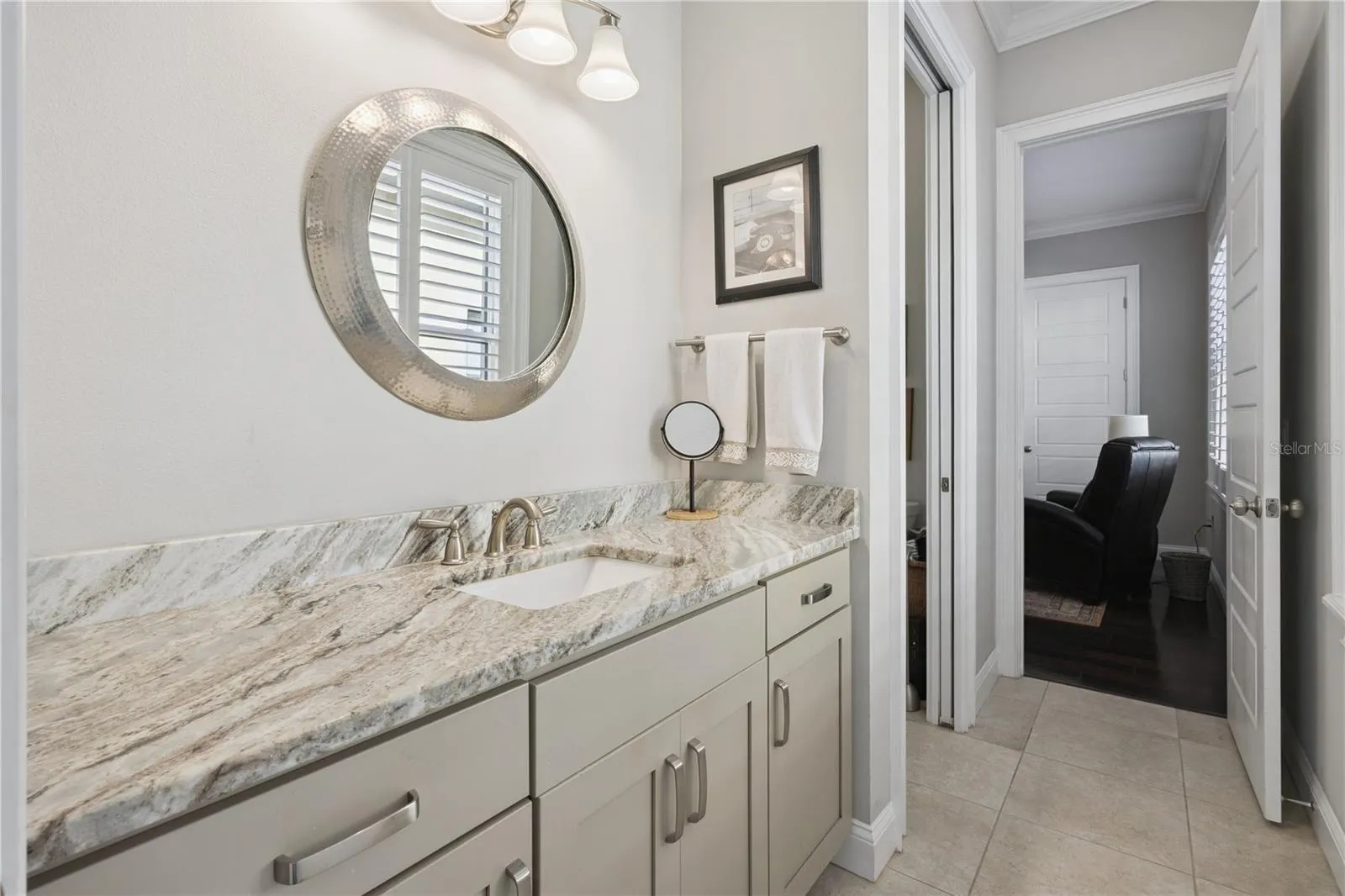 Guest Bath Shared by Guest Bedrooms