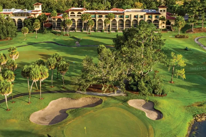 El Campeon & Mission Resort Hotel