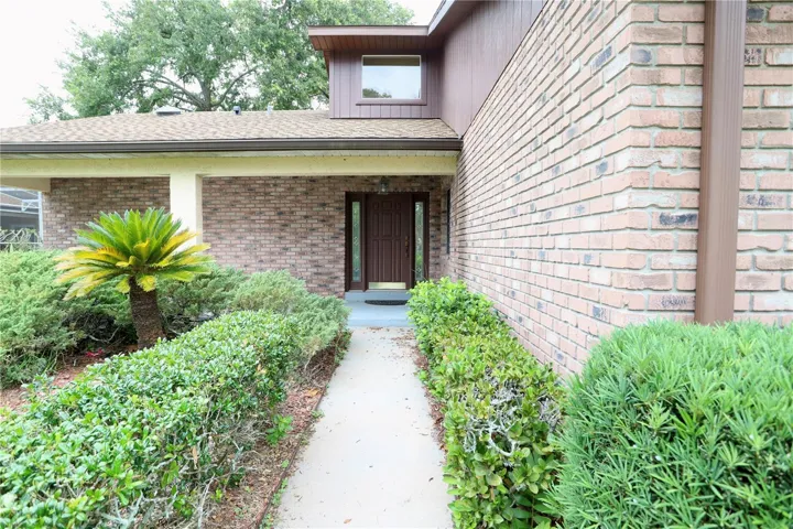 leading to front door