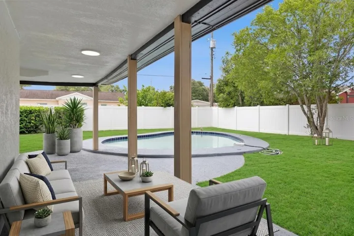 virtual staged outdoor living