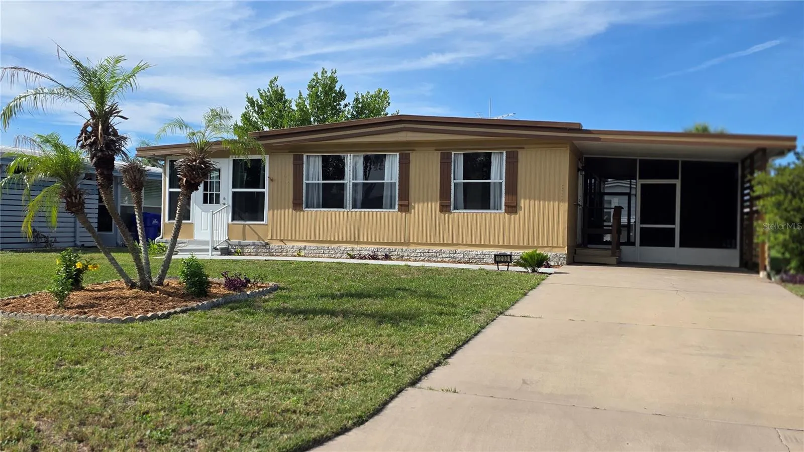 Florida Room, House, Carport