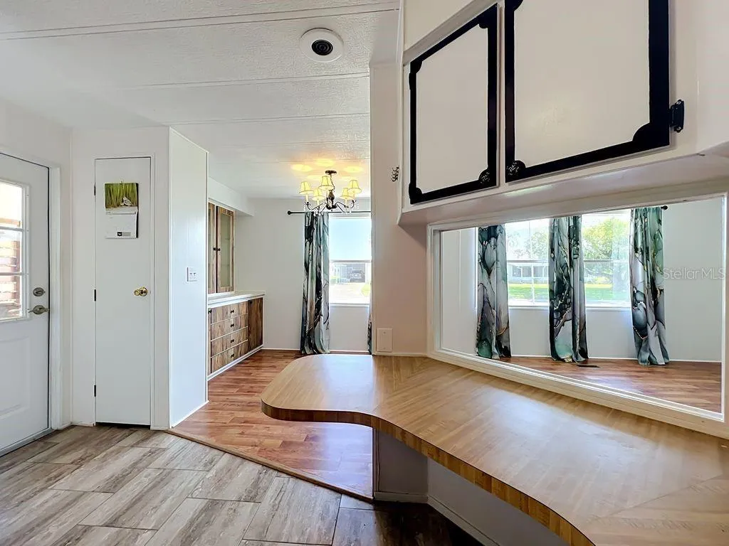 Breakfast bar and dining room