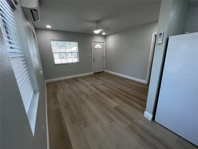 2010 living area looking at front door