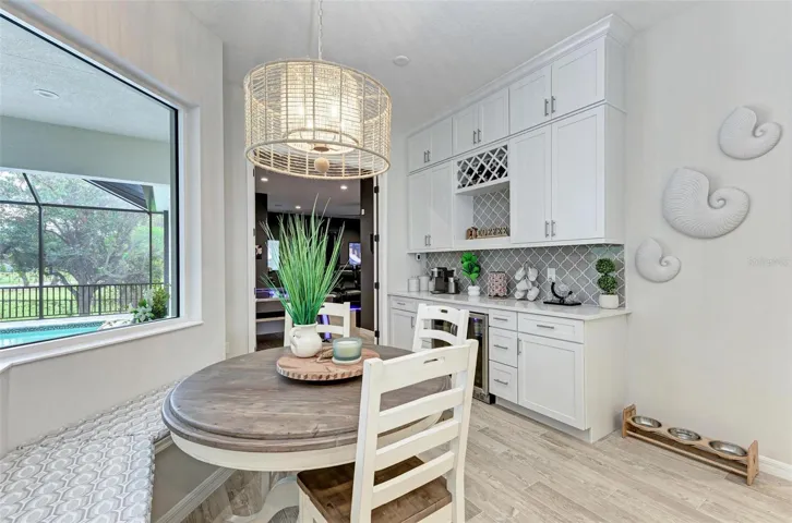 Breakfast nook