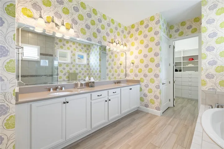 Owner luxury bathroom with dual sinks