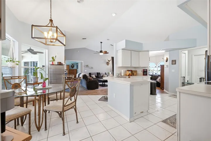 Breakfast Nook/Kitchen