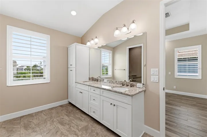 Ensuite Bathroom in Primary Bedroom area