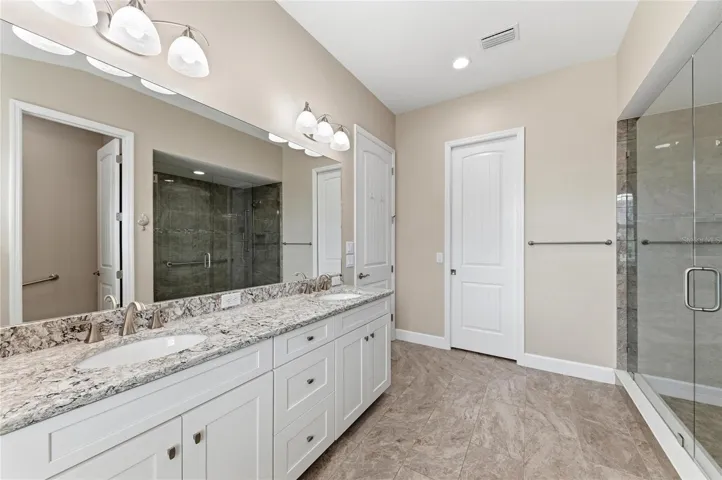 Ensuite Bathroom in Primary Bedroom area