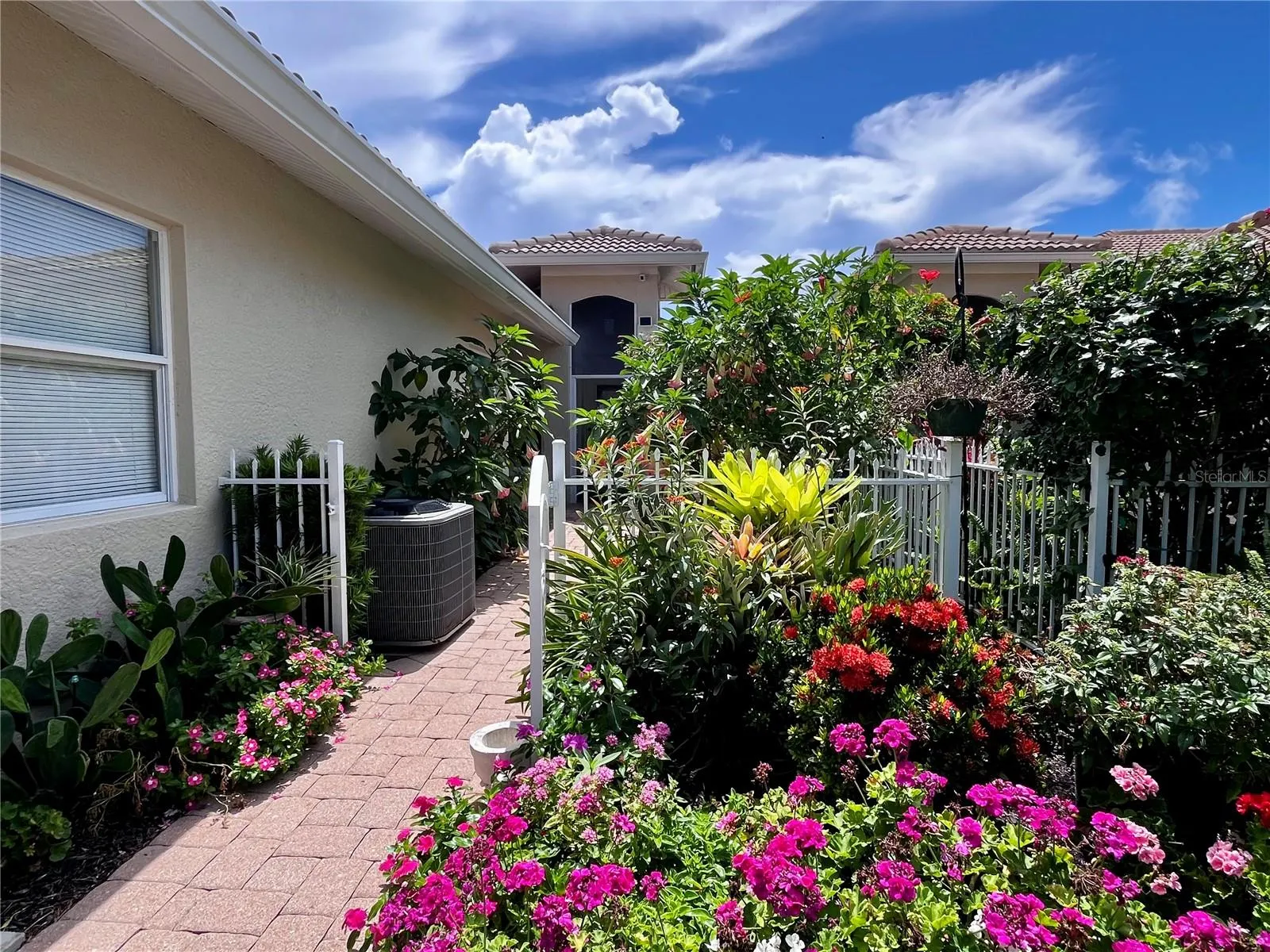 Front entryway