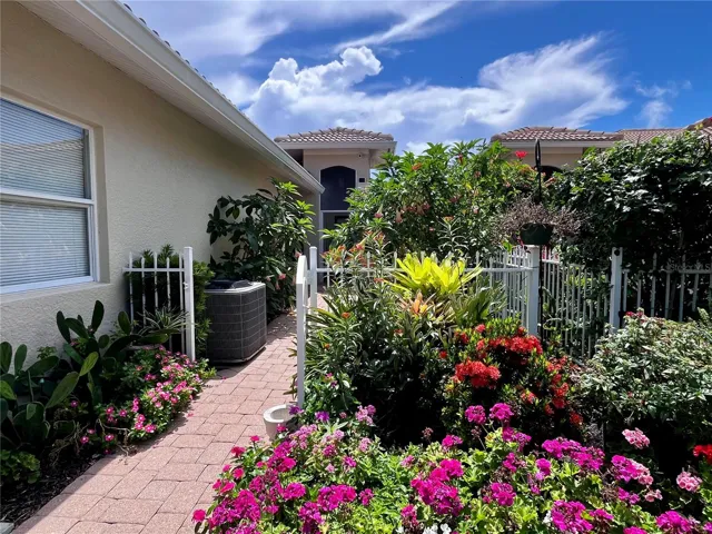 Front entryway