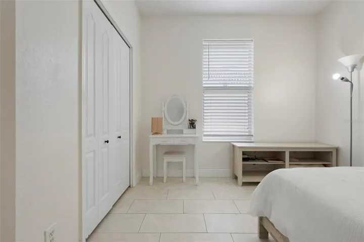 Guest bedroom