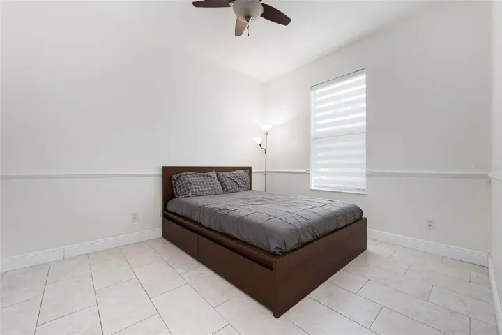 Guest bedroom