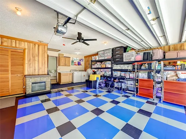 Snazzy Garage