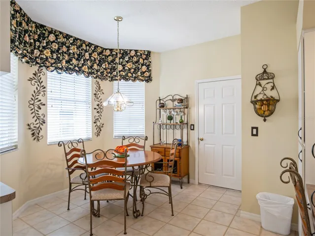 Breakfast nook overlooking front garden.