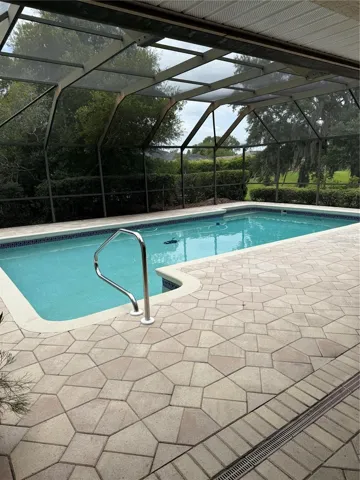 Screened pool