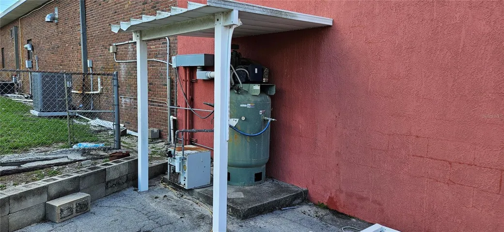 Compressor
