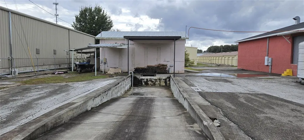 Block storage building