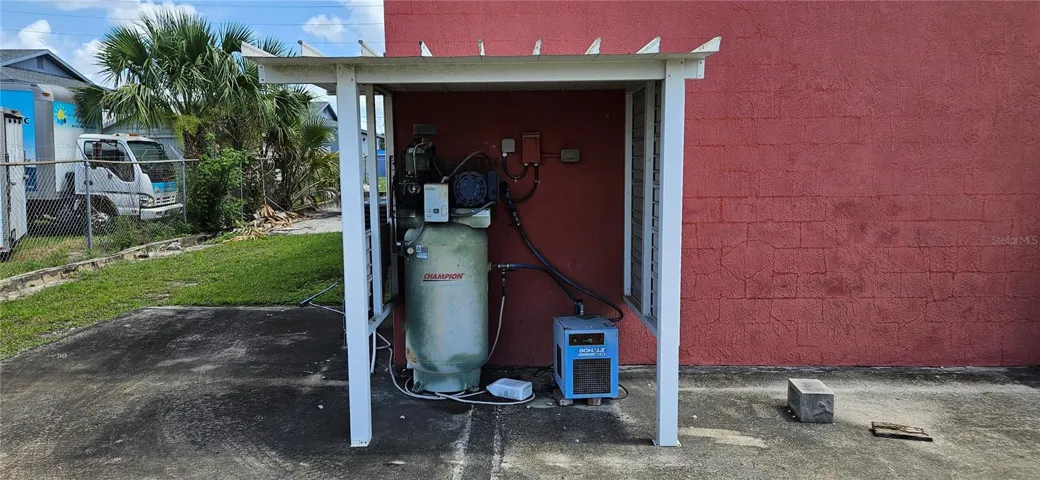 Compressor