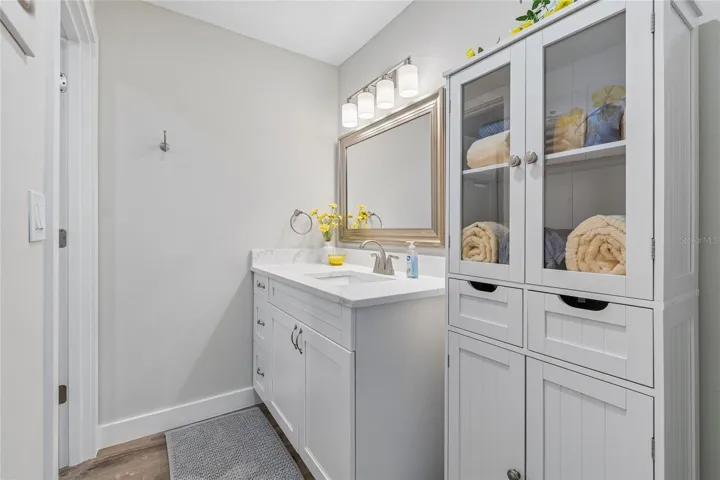 Primary Bedroom En-Suite Bath
