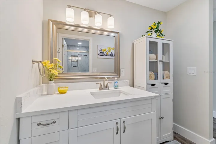 Primary Bedroom En-Suite Bath