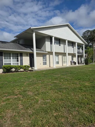 Exterior of Quadraplex style building