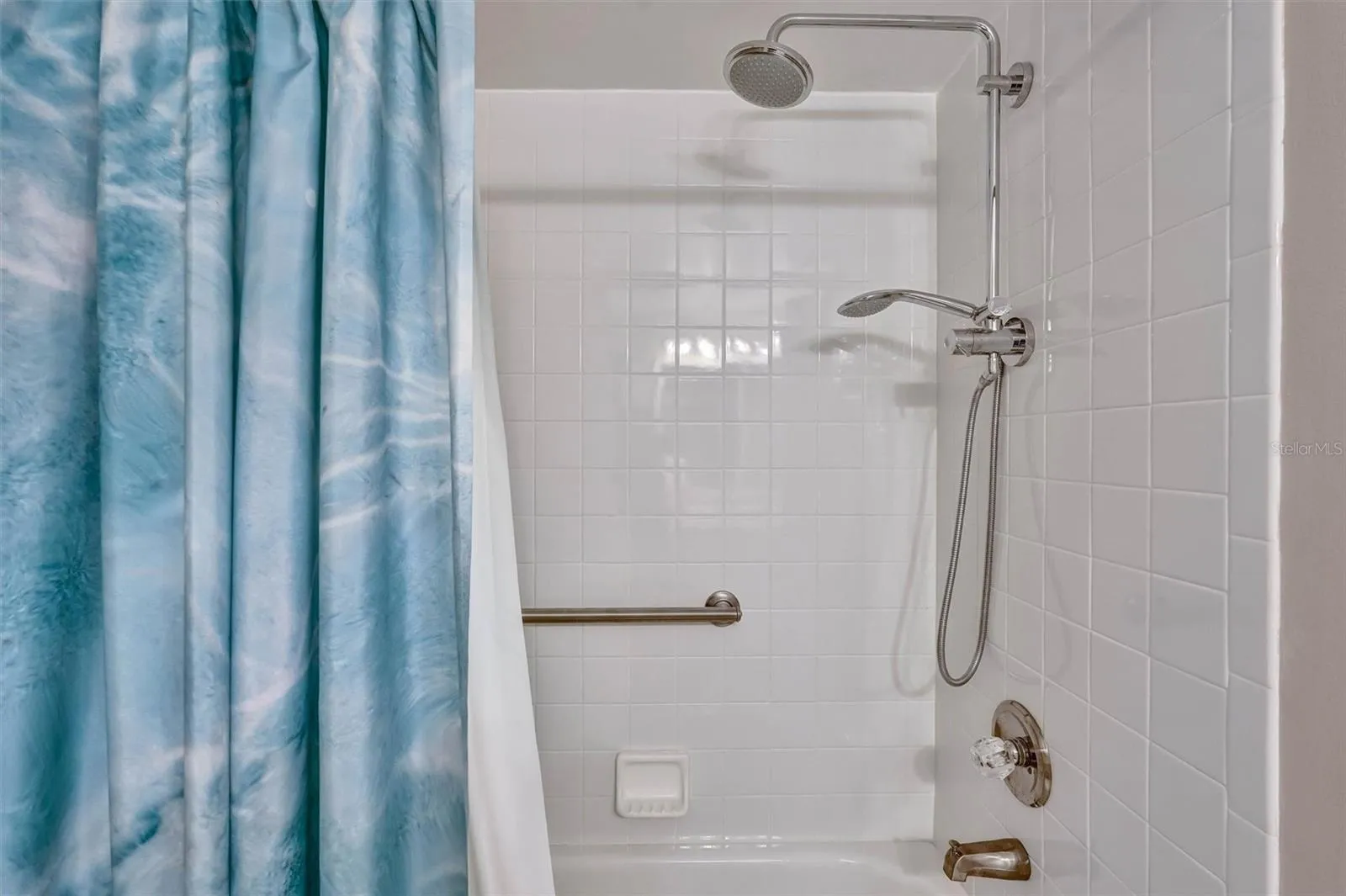 guest tub with shower