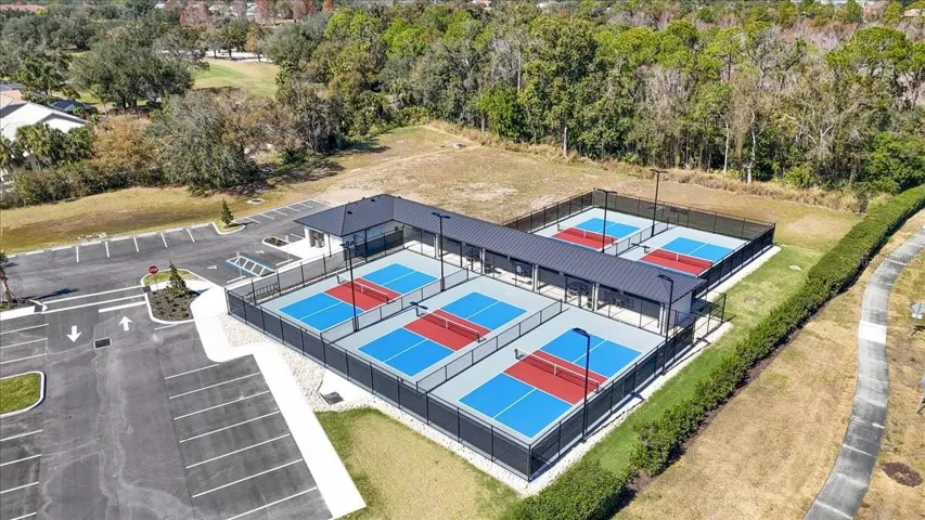 pickleball courts