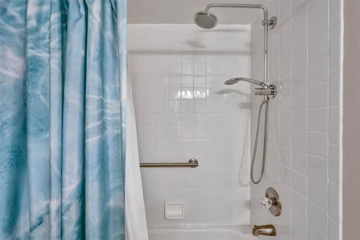 guest tub with shower
