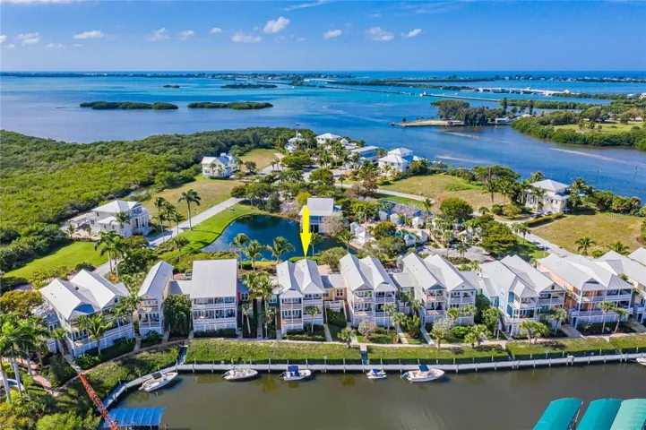 Deepwater Frontage!