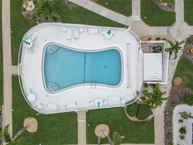 Heated swimming pool in the courtyard