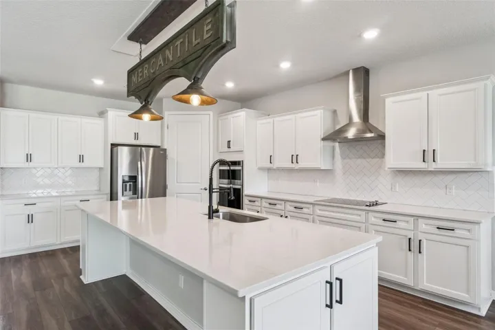 Kitchen With Island