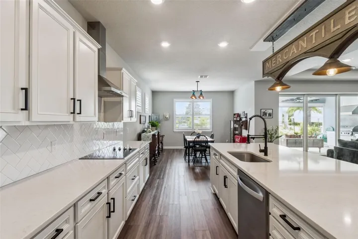 Kitchen With Island