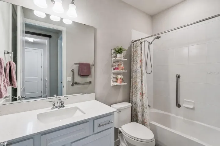 2nd Bathroom