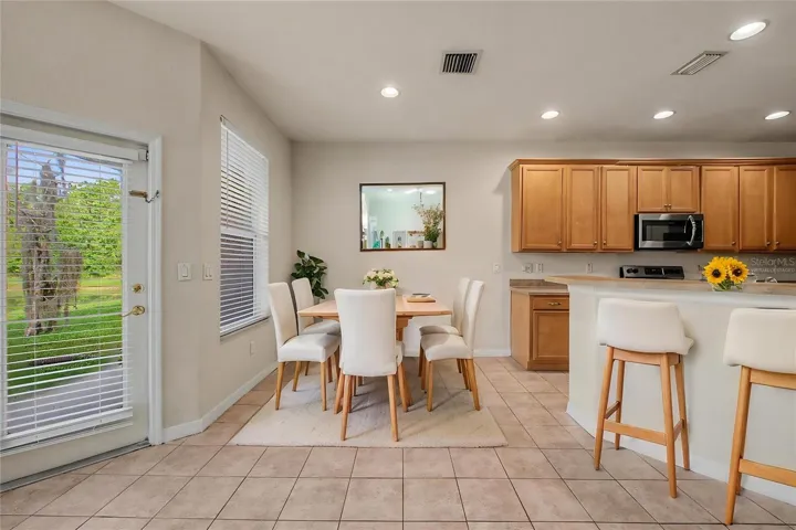 Dining Area. This photo has been Virtually Staged.