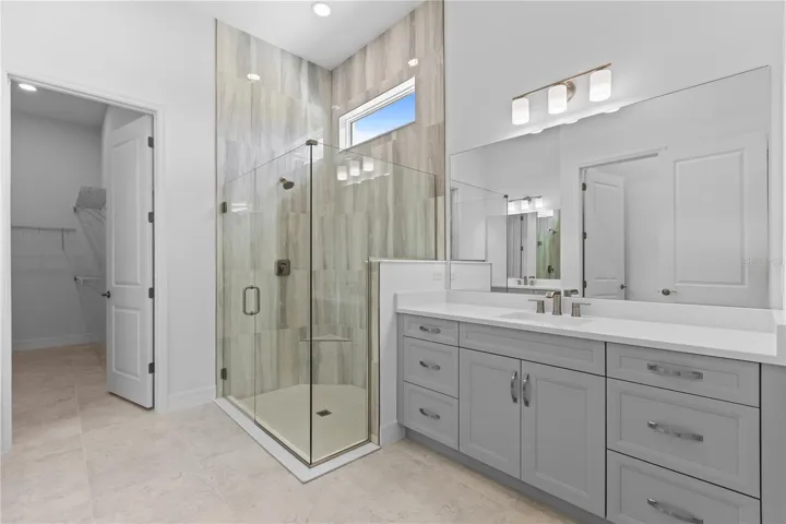 Owner's Bath