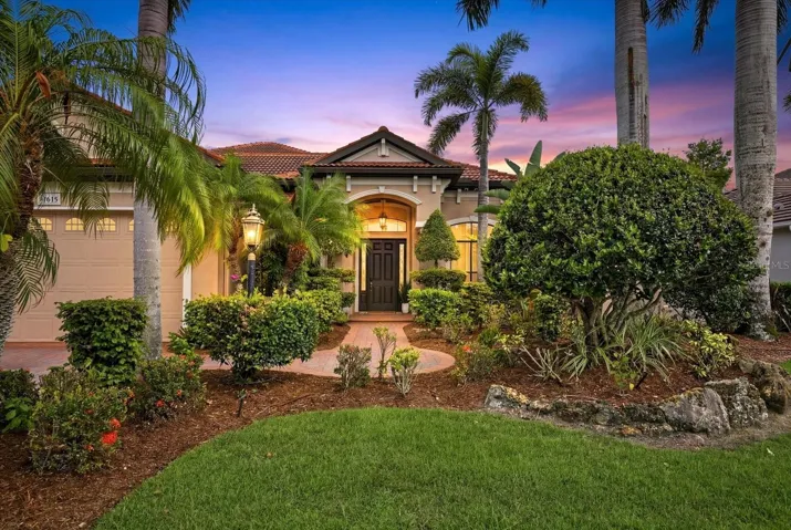 Great curb appeal of the home from the street