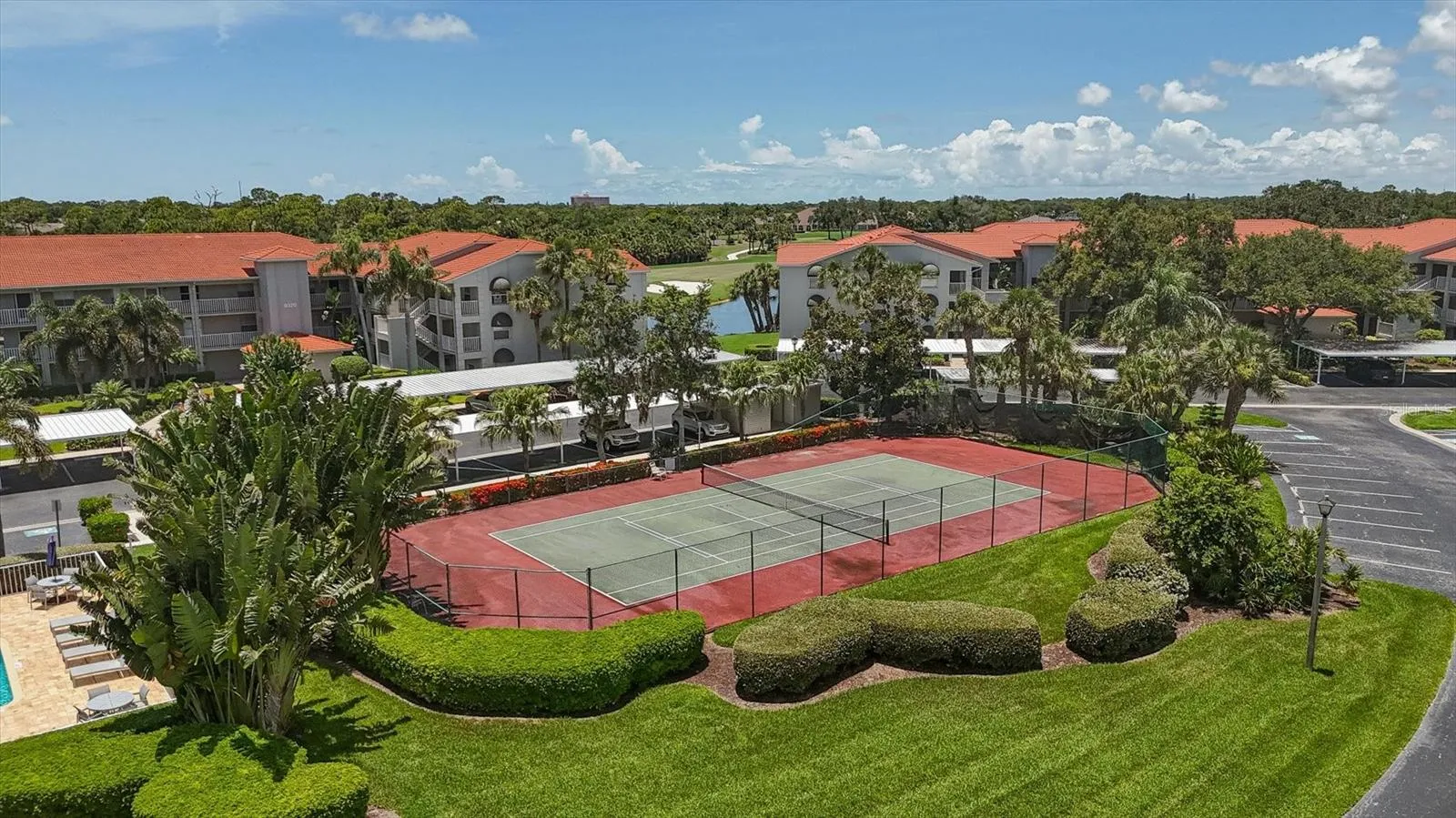 Clubside tennis/pickle ball court