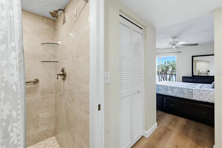 Primary shower