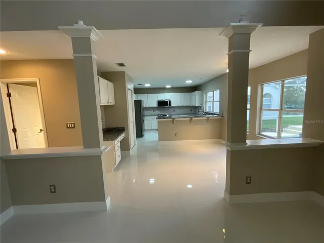 Family Roo View to dining space and kitchen