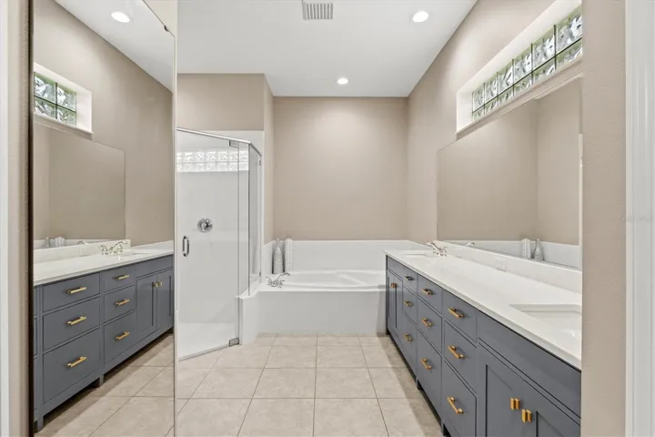 Primary Bathrooom