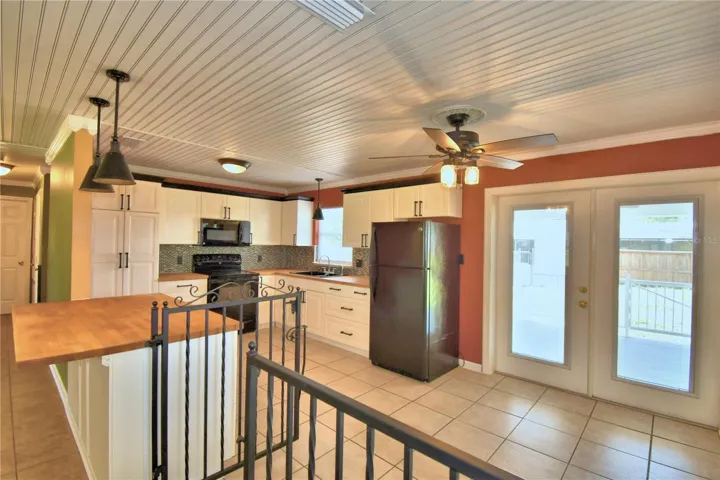 Kitchen/Dining