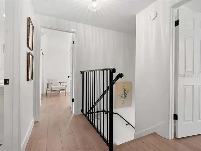 2nd floor hall