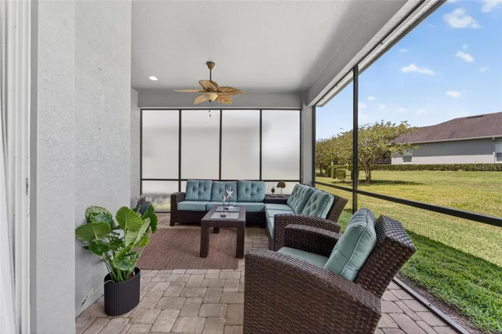 Screened in Lanai off Living Room and Eat in Kitchen area